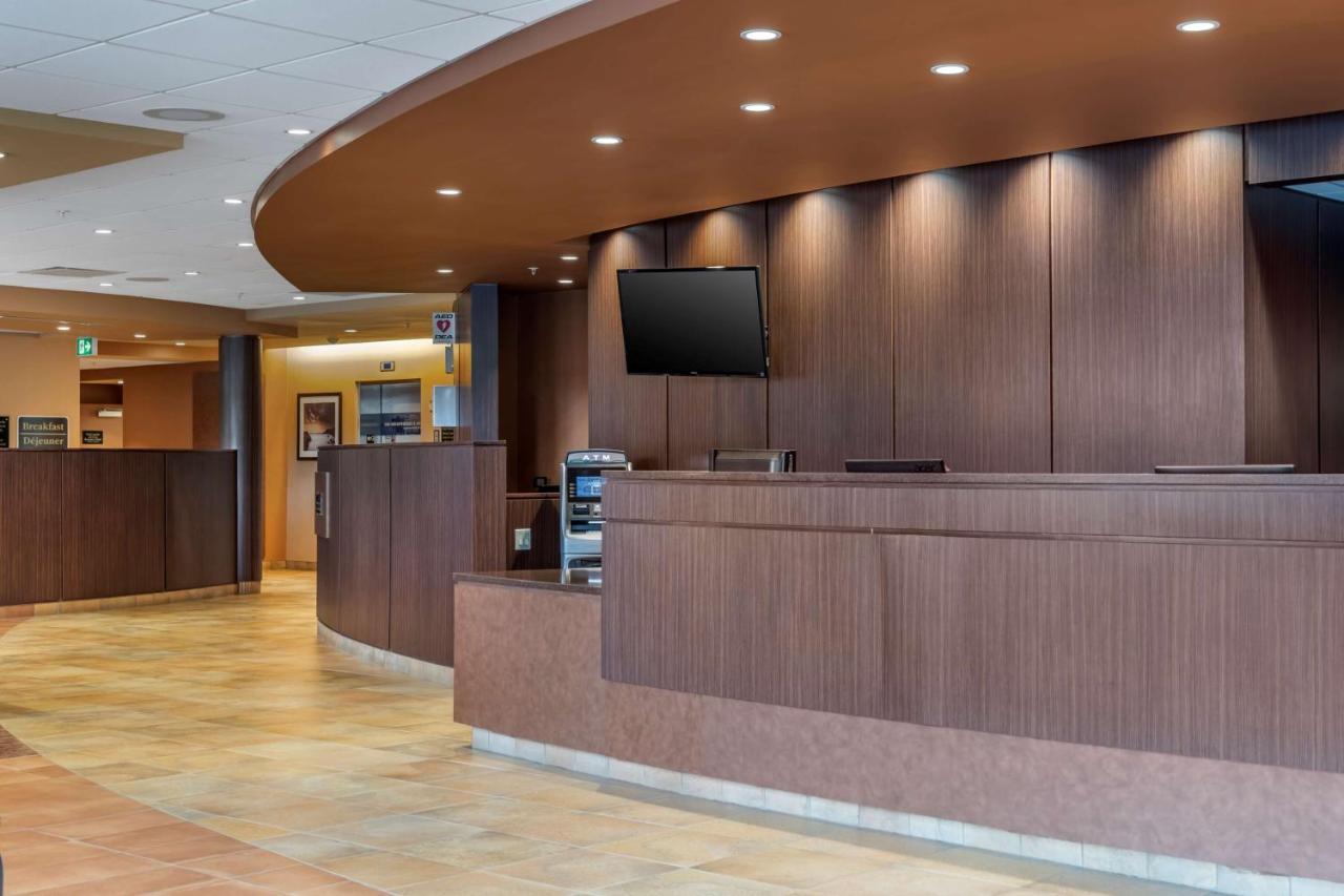 Best Western Plus, Bathurst Hotel & Suites Eksteriør bilde