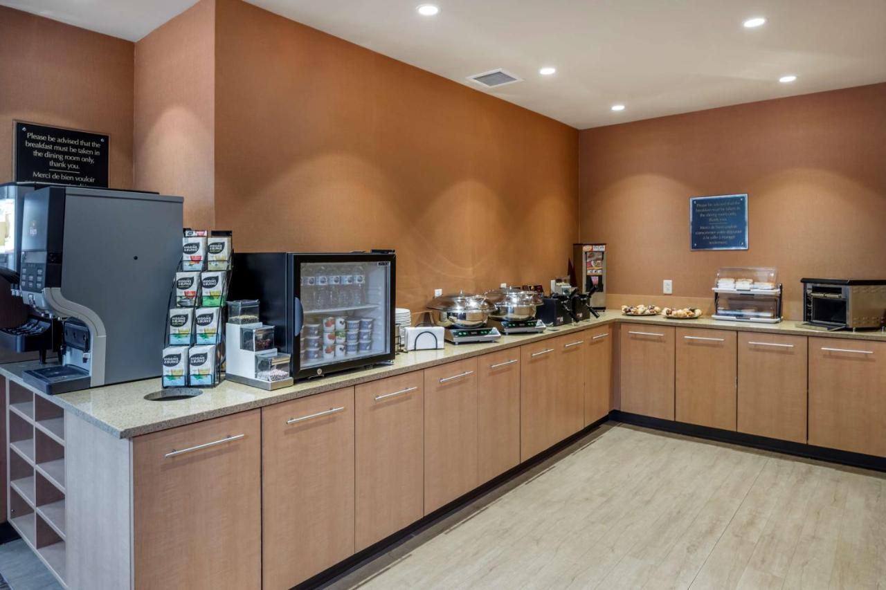 Best Western Plus, Bathurst Hotel & Suites Eksteriør bilde