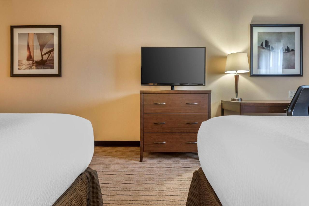 Best Western Plus, Bathurst Hotel & Suites Eksteriør bilde