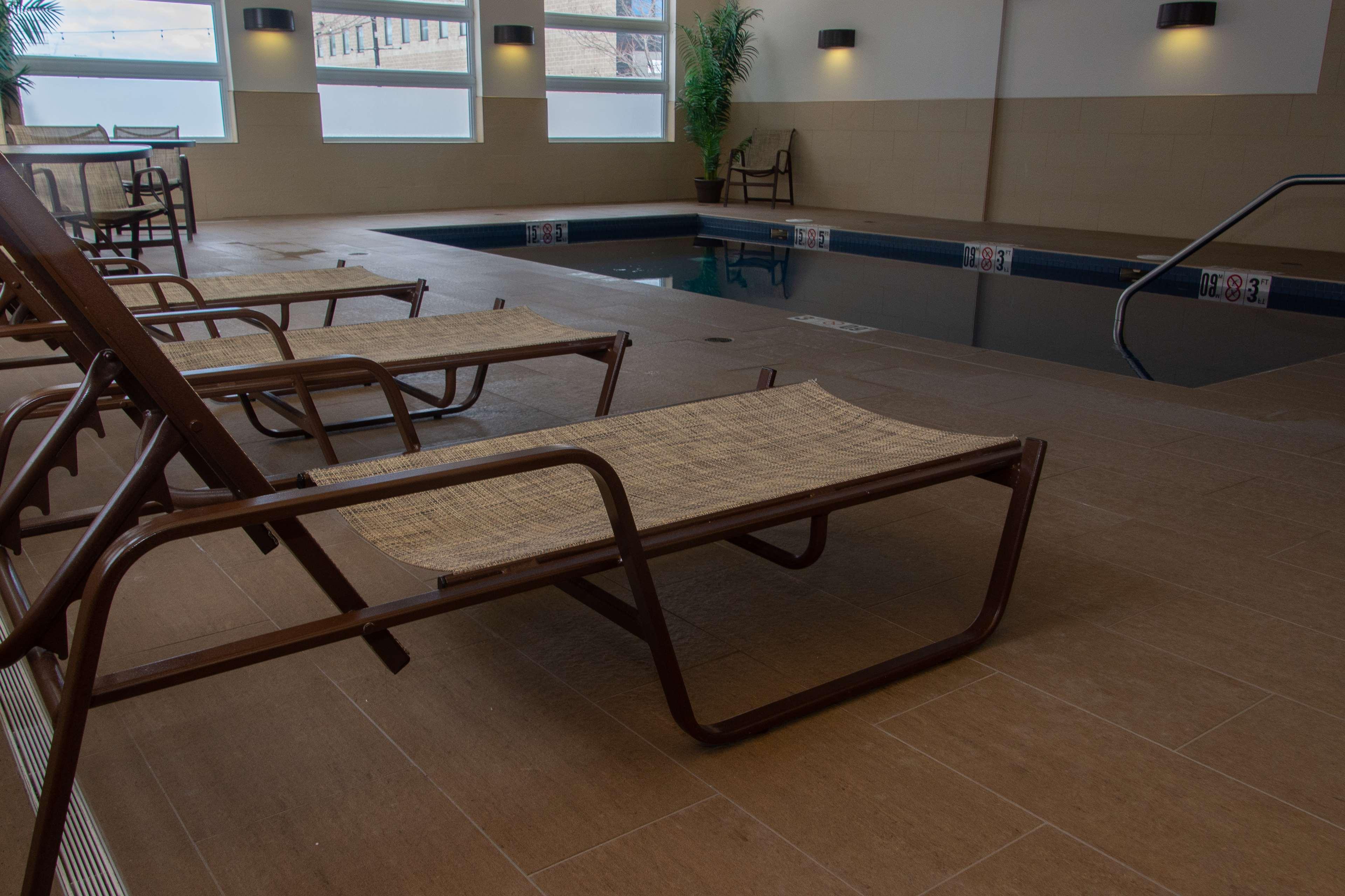 Best Western Plus, Bathurst Hotel & Suites Eksteriør bilde