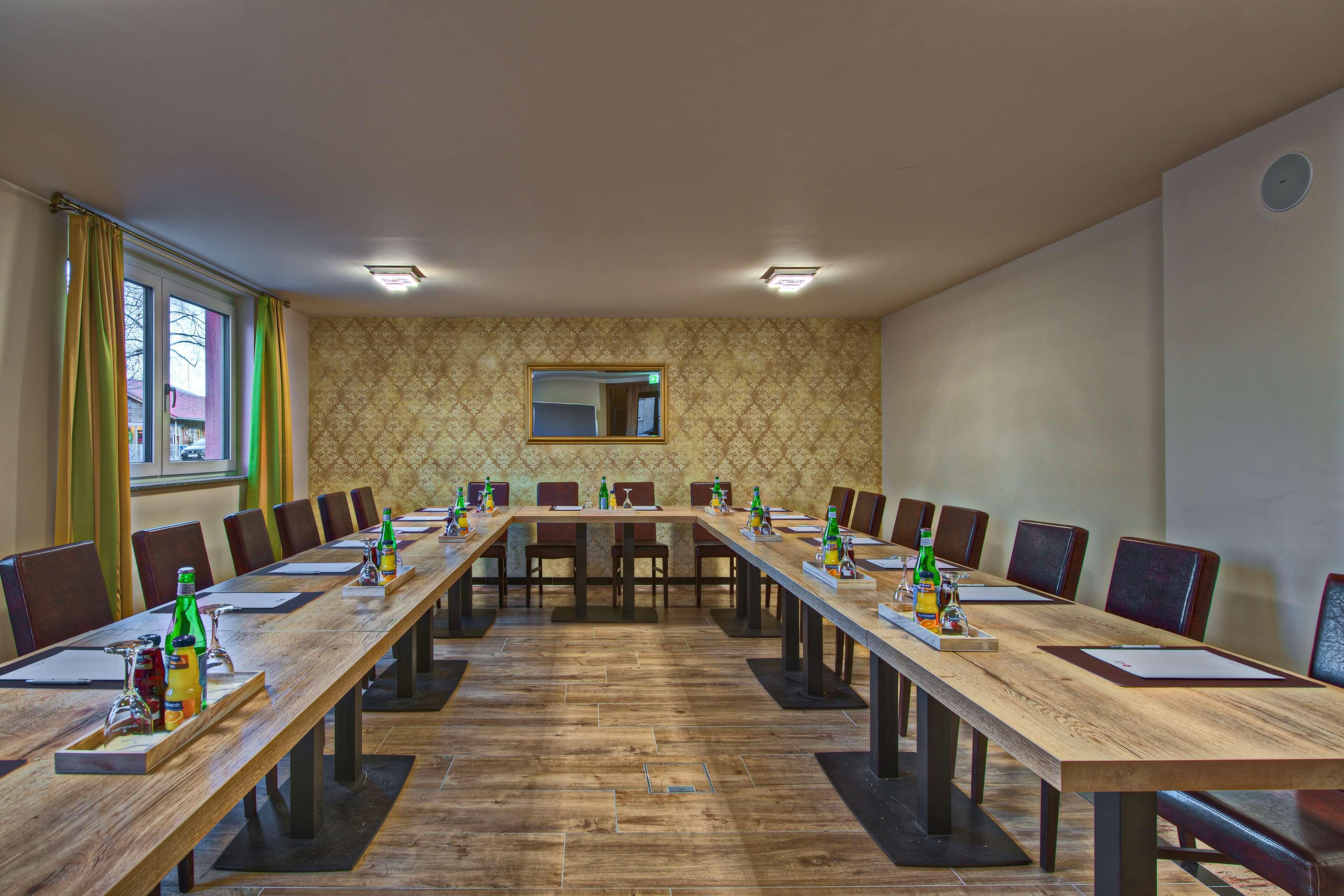 Best Western Plus, Bathurst Hotel & Suites Eksteriør bilde