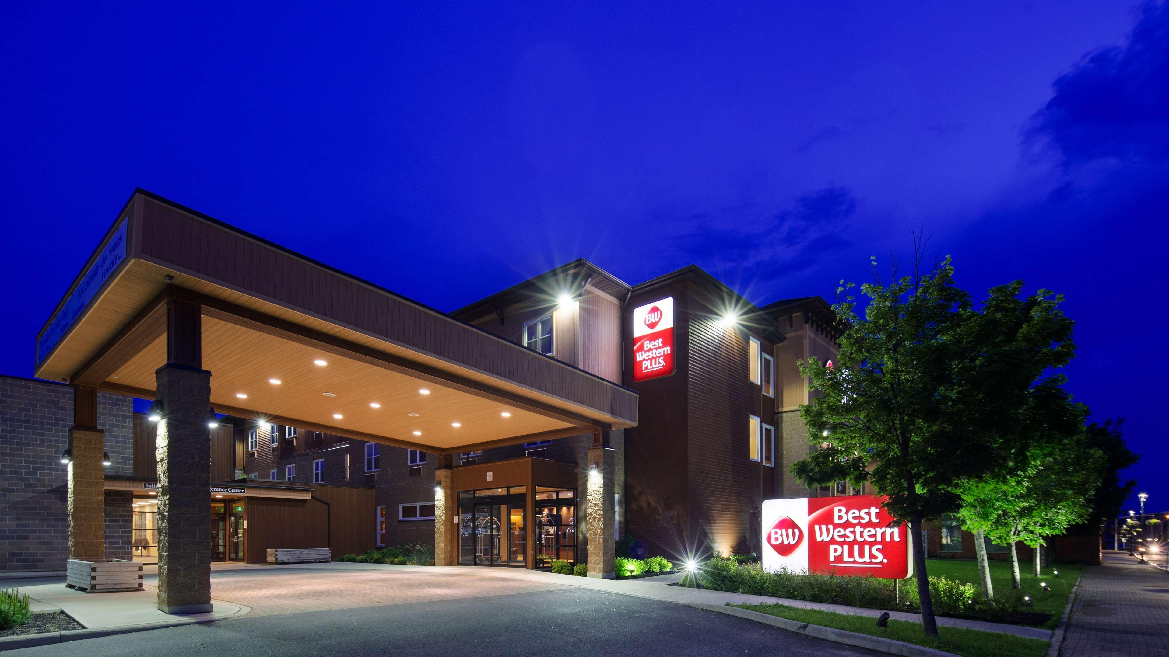 Best Western Plus, Bathurst Hotel & Suites Eksteriør bilde